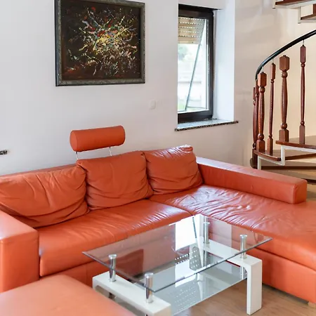 Apartma Big Duplex Terrace Free Parking Center