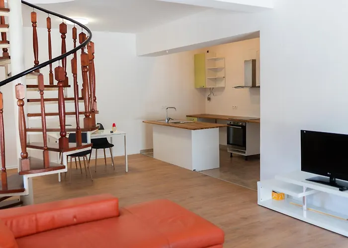 Big Duplex Terrace Free Parking Center リュブリャナ